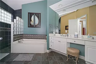 5065 Kensington High St, Naples, FL 34105 - Photo 9