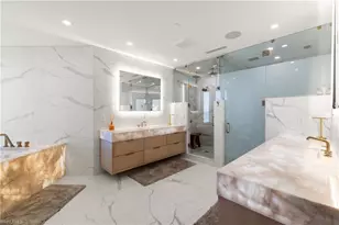 4021 Gulf Shore Blvd N, Naples, FL 34103 - Photo 29