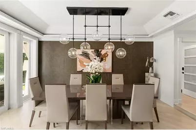 2570 Crayton Rd, Naples, FL 34103 - Photo 11