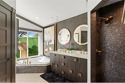 2570 Crayton Rd, Naples, FL 34103 - Photo 21