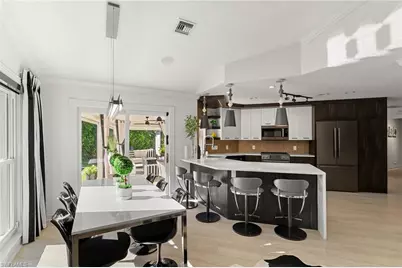 2570 Crayton Rd, Naples, FL 34103 - Photo 15