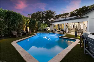 2570 Crayton Rd, Naples, FL 34103 - Photo 29