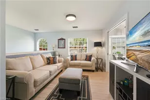 6185 Reserve Cir, Naples, FL 34119 - Photo 13