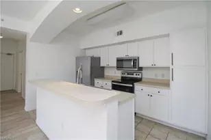 7960 Preserve Cir, Naples, FL 34119 - Photo 15