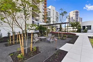 4251 Gulf Shore Blvd N, Naples, FL 34103 - Photo 25