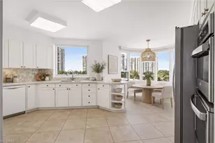 4251 Gulf Shore Blvd N, Naples, FL 34103 - Photo 9