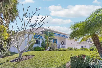 161 Tahiti Cir, Naples, FL 34113 - Photo 3