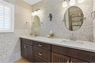 850 Oak St, Fort Myers Beach, FL 33931 - Photo 17