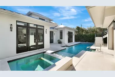 739 5th Ave N, Naples, FL 34102 - Photo 41