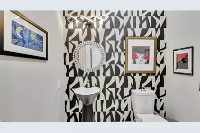 739 5th Ave N, Naples, FL 34102 - Photo 17