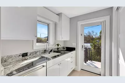 739 5th Ave N, Naples, FL 34102 - Photo 37