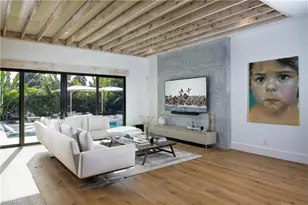 3770 Crayton Rd, Naples, FL 34103 - Photo 3