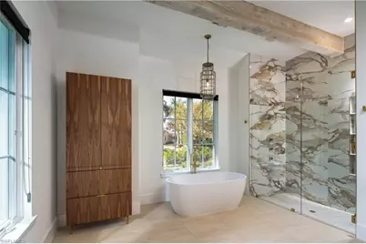 3770 Crayton Rd, Naples, FL 34103 - Photo 9