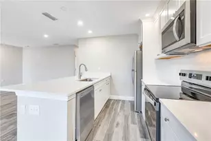 827 E Gulf Dr, Sanibel, FL 33957 - Photo 3