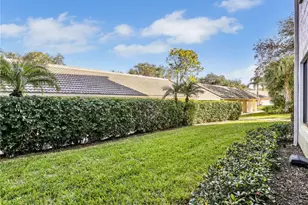 900 Arbor Lake Dr, Naples, FL 34110 - Photo 21