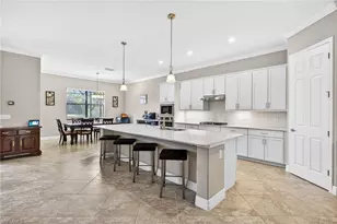 2355 Grenadines Wy, Naples, FL 34120 - Photo 9