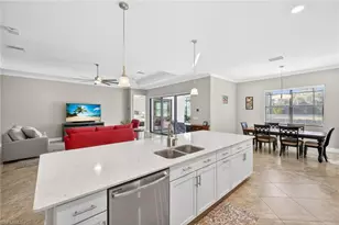 2355 Grenadines Wy, Naples, FL 34120 - Photo 11