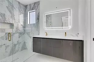 648 Ames St E, Lehigh Acres, FL 33974 - Photo 15