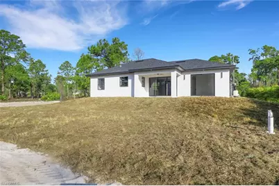 648 Ames St E, Lehigh Acres, FL 33974 - Photo 23