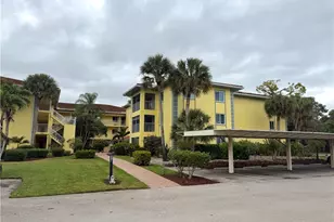 1001 Foxfire Ln, Naples, FL 34104 - Photo 1