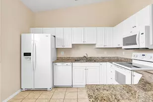 12077 Terraverde Ct, Fort Myers, FL 33908 - Photo 11