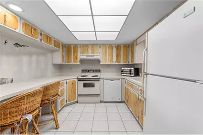 1705 Beach Pkwy #207, Cape Coral, FL 33904 - Photo 11