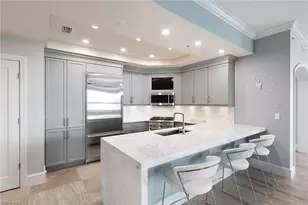 9123 Strada Pl, Naples, FL 34108 - Photo 9