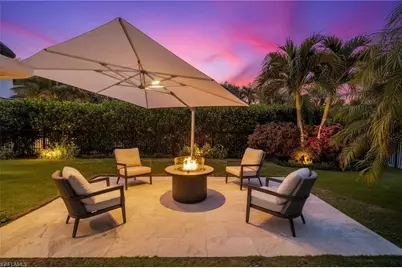 805 Lake Vista Ct, Naples, FL 34108 - Photo 3