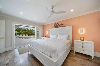 805 Lake Vista Ct, Naples, FL 34108 - Photo 29