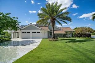 805 Lake Vista Ct, Naples, FL 34108 - Photo 7
