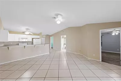 841 SE 8th Ter, Cape Coral, FL 33990 - Photo 17