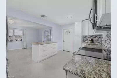 77 Glenmont Dr W, North Fort Myers, FL 33917 - Photo 11