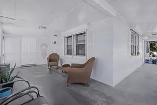 77 Glenmont Dr W, North Fort Myers, FL 33917 - Photo 9