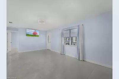 77 Glenmont Dr W, North Fort Myers, FL 33917 - Photo 13