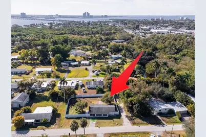 77 Glenmont Dr W, North Fort Myers, FL 33917 - Photo 35