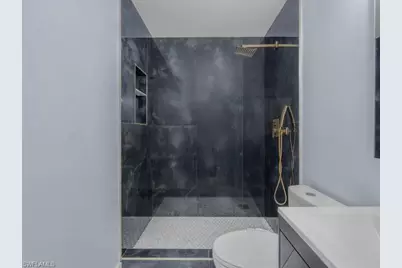 77 Glenmont Dr W, North Fort Myers, FL 33917 - Photo 21