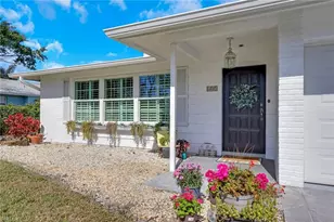 605 101st Ave N, Naples, FL 34108 - Photo 7