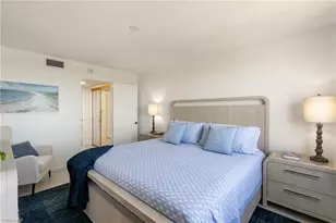 17 Bluebill Ave, Naples, FL 34108 - Photo 17