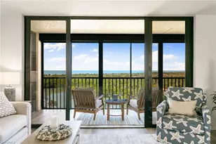 17 Bluebill Ave, Naples, FL 34108 - Photo 7