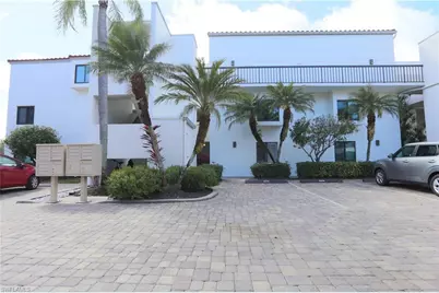 592 Beachwalk Cir #N105, Naples, FL 34108 - Photo 3