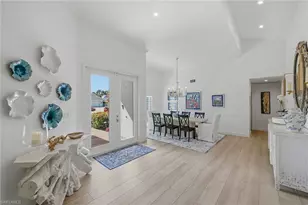 721 Turkey Oak Ln, Naples, FL 34108 - Photo 3