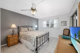 200 Valley Stream Dr, Naples, FL 34113 - Photo 15