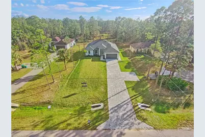 3990 27th Ave NE, Naples, FL 34120 - Photo 3