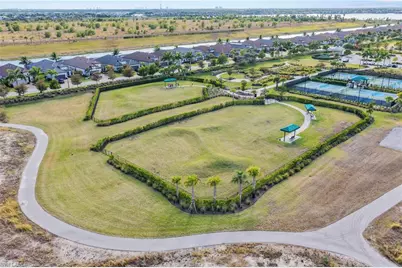 12351 Canal Grande Dr, Fort Myers, FL 33913 - Photo 39