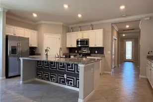 4284 Raffia Palm Cir, Naples, FL 34119 - Photo 9