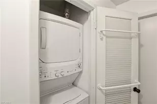 215 Cypress Way E, Naples, FL 34110 - Photo 27