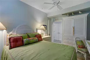 2351 Montserrat Ln, Naples, FL 34120 - Photo 13