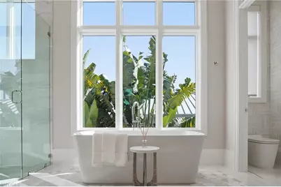 510 Neapolitan Ln, Naples, FL 34103 - Photo 23