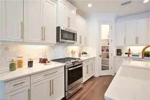 4186 Pegasus Wy, Naples, FL 34120 - Photo 7