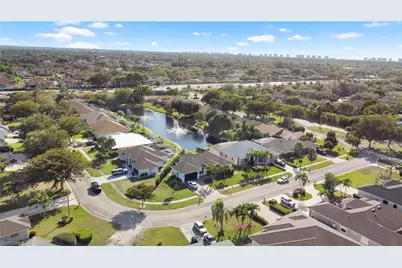 11141 Palmetto Ridge Dr, Naples, FL 34110 - Photo 29